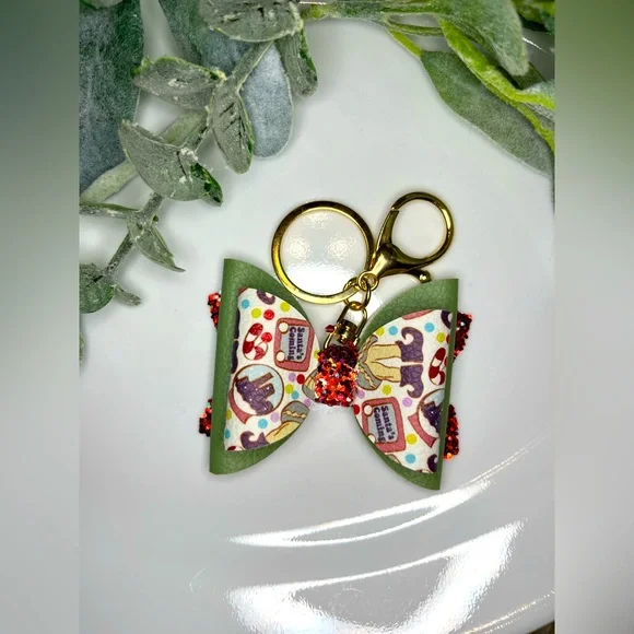 Christmas Elf Bow Keychain Charm - Picture 1 of 1